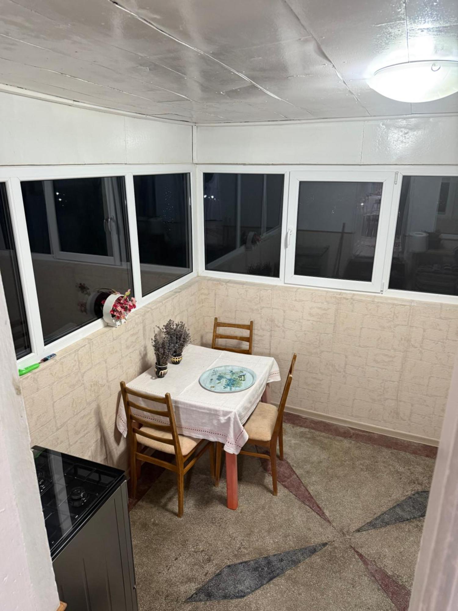 Casa rurala cu padurice si livada Câmpina Exterior foto